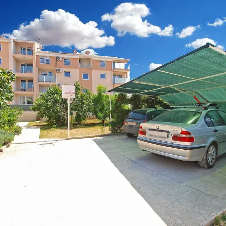 Apartament Elda 1455 *