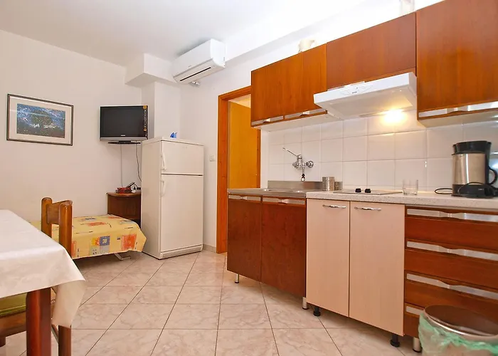 Elda 1455 Apartman *